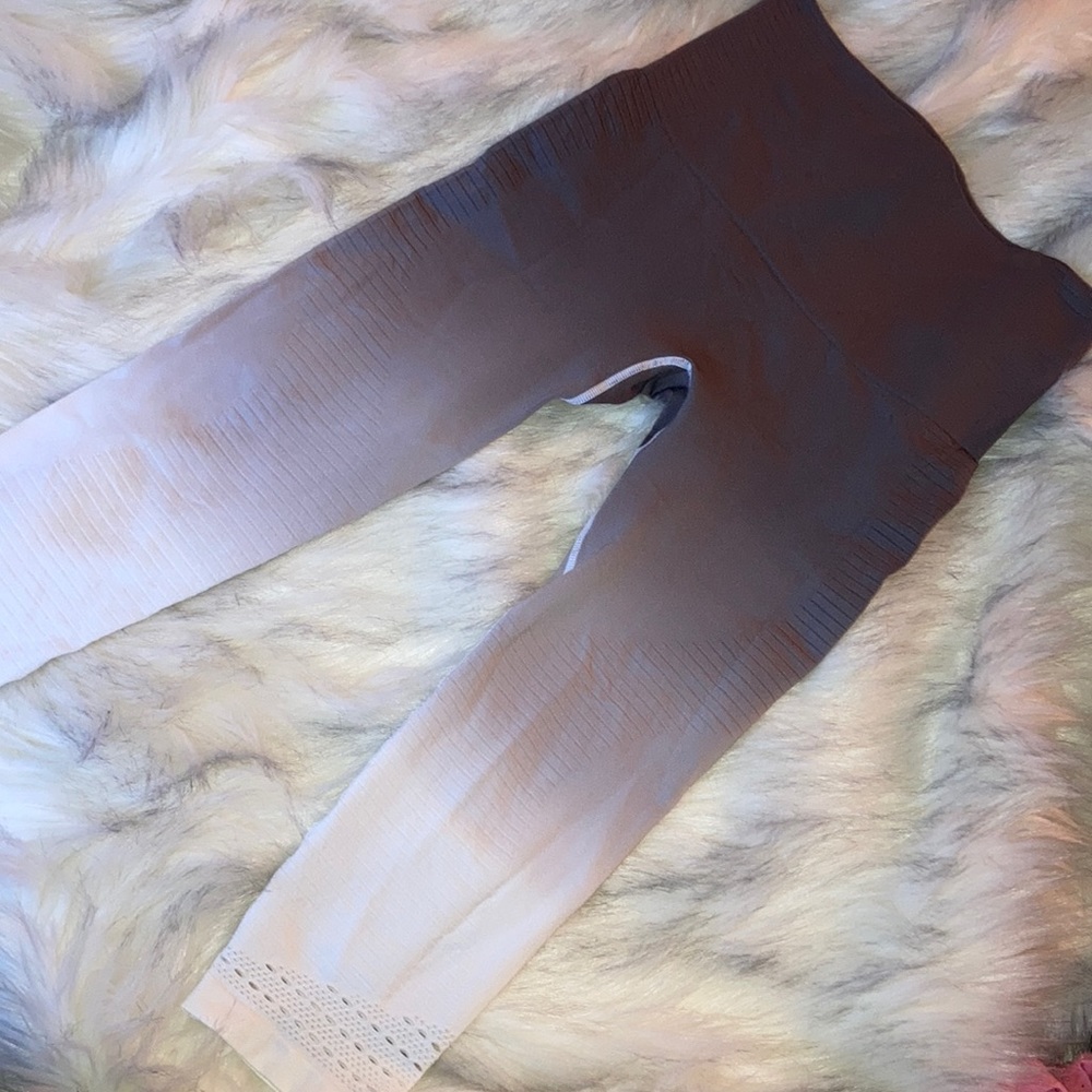 Mauve Ombré cropped leggings